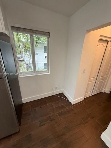 2006 Calais Dr 3, Miami Beach, FL 33141