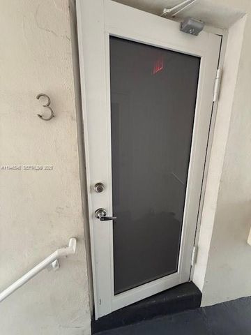 2006 Calais Dr 3, Miami Beach, FL 33141