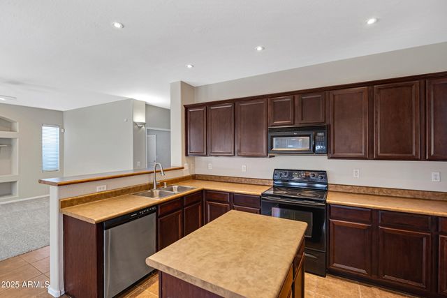 17915 W MAUI Lane, Surprise, AZ 85388