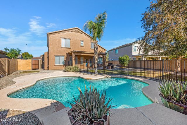 17915 W MAUI Lane, Surprise, AZ 85388