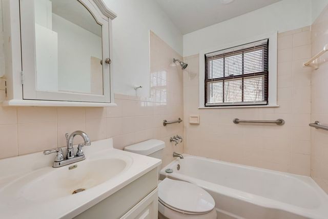 1233 Marion Avenue, Fort Worth, TX 76104