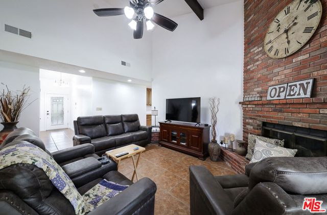 7128 Yuma Way, Bakersfield, CA 93308