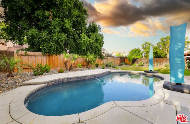 7128 Yuma Way, Bakersfield, CA 93308