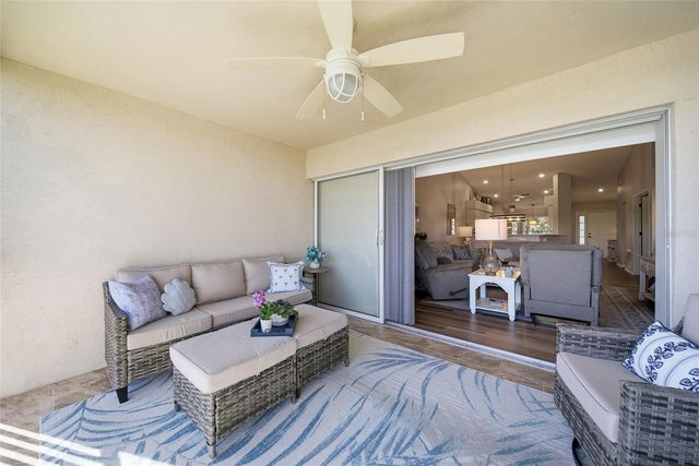 5231 MAHOGANY RUN AVENUE 321, Sarasota, FL 34241