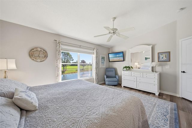 5231 MAHOGANY RUN AVENUE 321, Sarasota, FL 34241