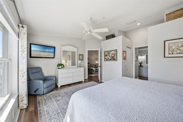 5231 MAHOGANY RUN AVENUE 321, Sarasota, FL 34241