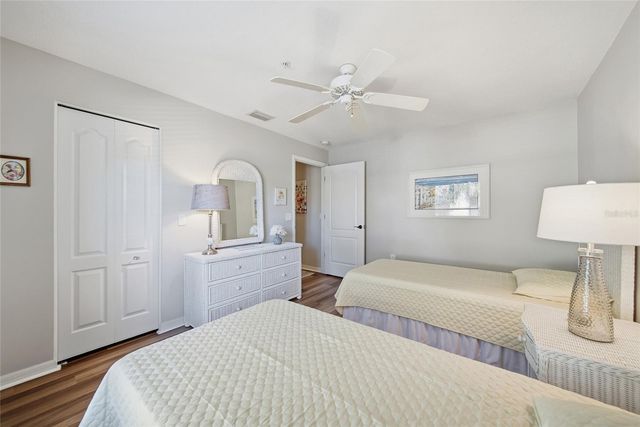 5231 MAHOGANY RUN AVENUE 321, Sarasota, FL 34241