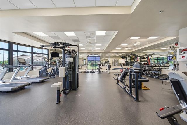 5231 MAHOGANY RUN AVENUE 321, Sarasota, FL 34241