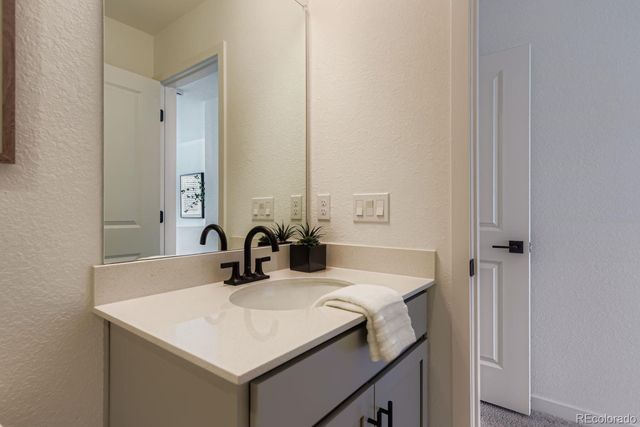 15313 W 69 Avenue, Arvada, CO 80007