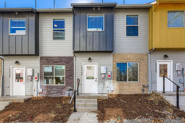 15313 W 69 Avenue, Arvada, CO 80007