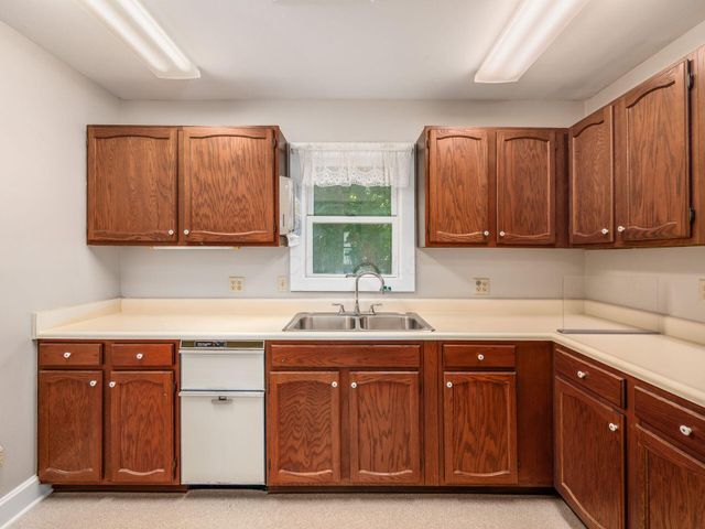 550 W Central Avenue, Delaware, OH 43015