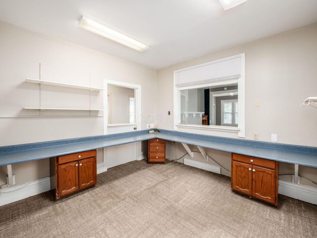 550 W Central Avenue, Delaware, OH 43015
