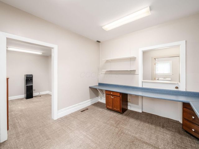 550 W Central Avenue, Delaware, OH 43015