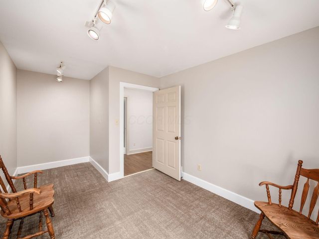 550 W Central Avenue, Delaware, OH 43015