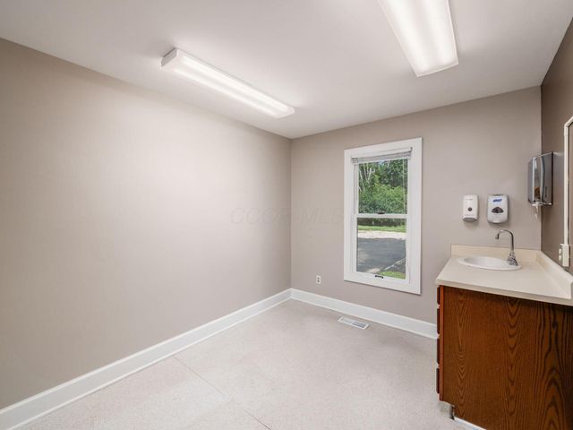 550 W Central Avenue, Delaware, OH 43015