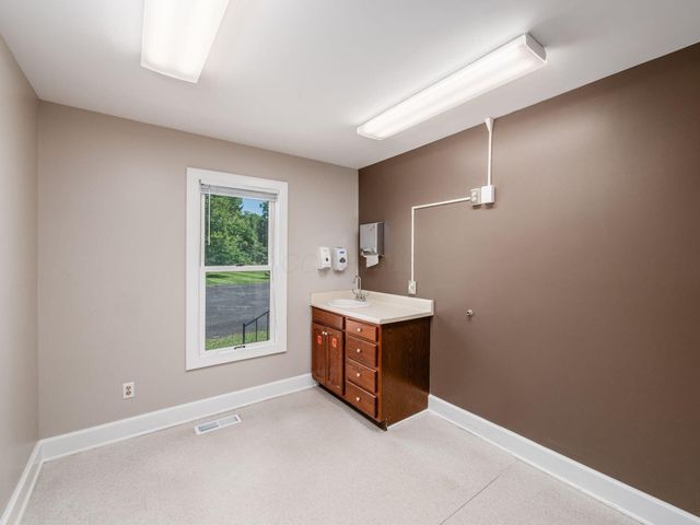 550 W Central Avenue, Delaware, OH 43015