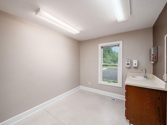 550 W Central Avenue, Delaware, OH 43015