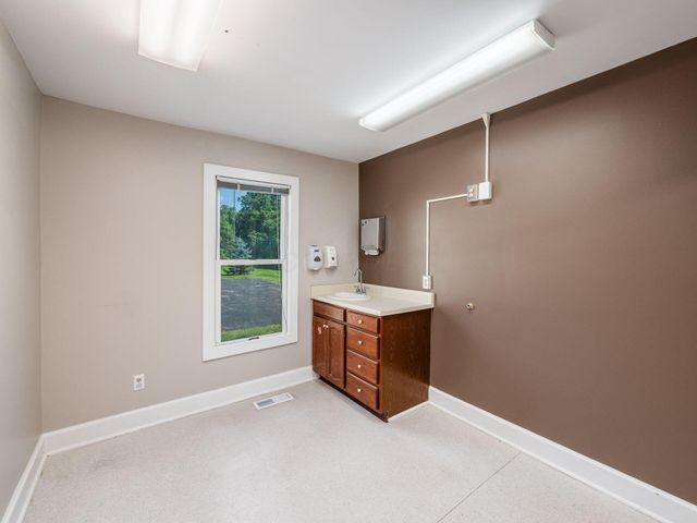 550 W Central Avenue, Delaware, OH 43015