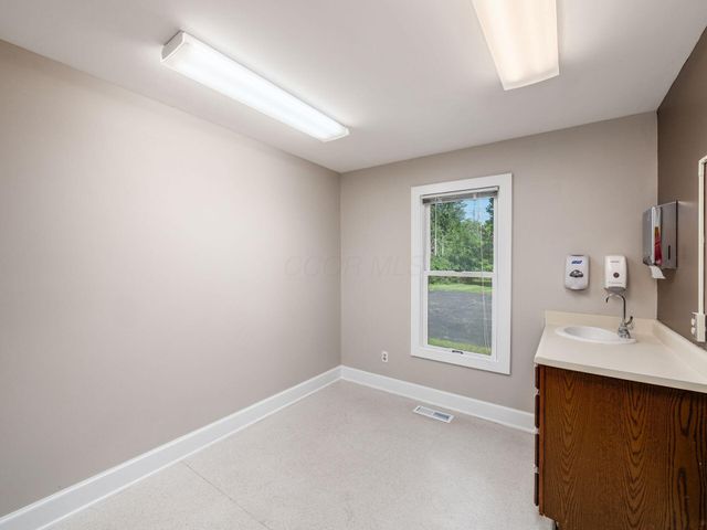 550 W Central Avenue, Delaware, OH 43015