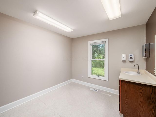 550 W Central Avenue, Delaware, OH 43015