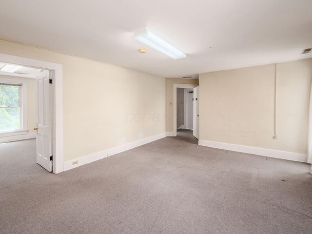 550 W Central Avenue, Delaware, OH 43015