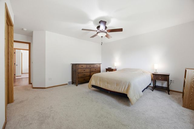 216 30th Avenue E, West Fargo, ND 58078