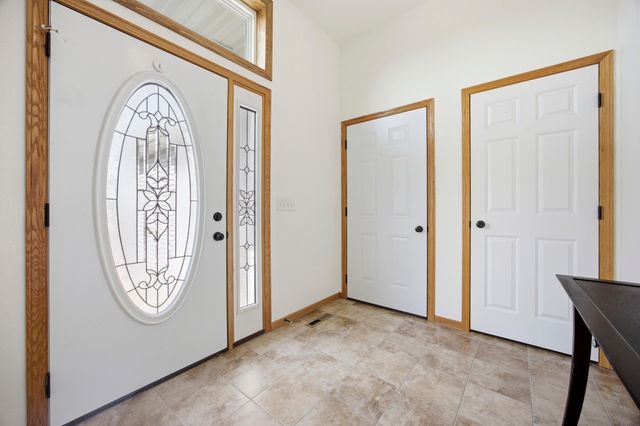 216 30th Avenue E, West Fargo, ND 58078