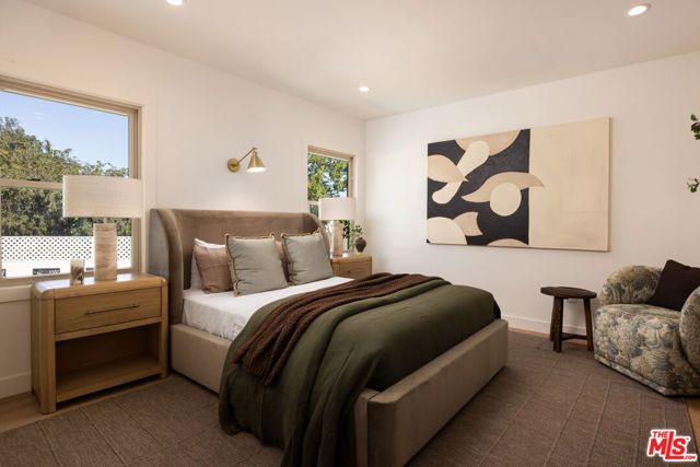 1807 Cochran Place, Los Angeles, CA 90019