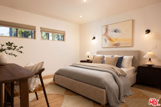 1807 Cochran Place, Los Angeles, CA 90019