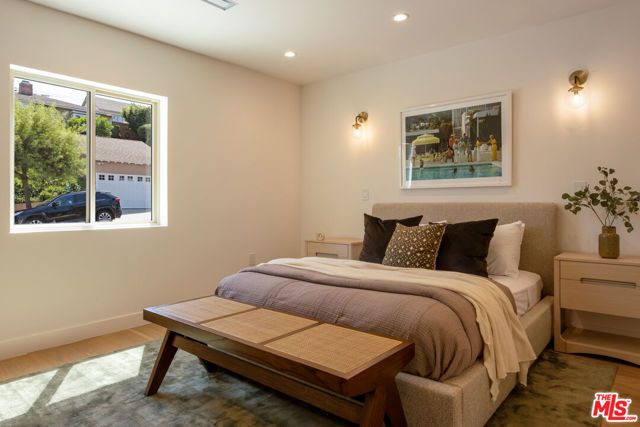 1807 Cochran Place, Los Angeles, CA 90019