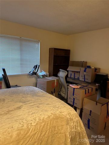 819 Sardis Cove Drive, Charlotte, NC 28270