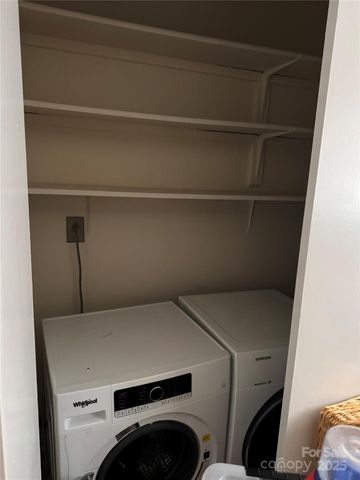 819 Sardis Cove Drive, Charlotte, NC 28270