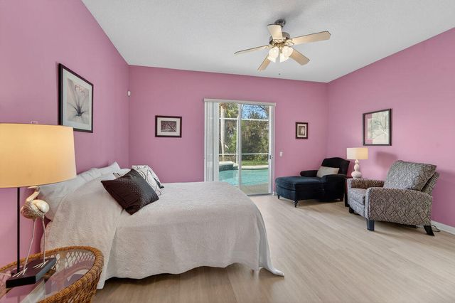 8944 SE Hawks Nest Ct, Hobe Sound, FL 33455