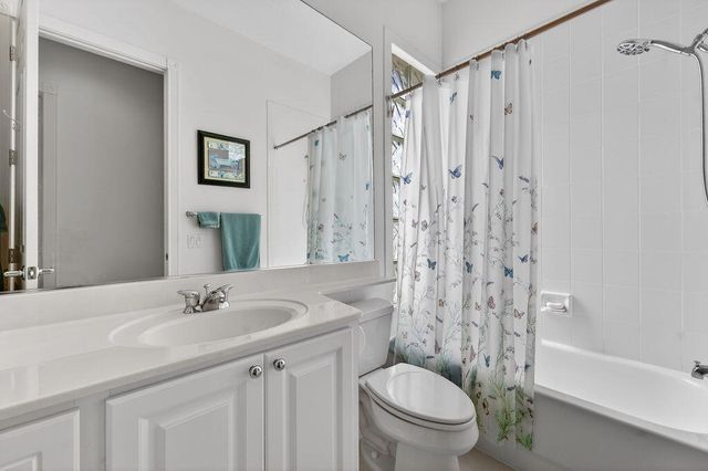 8944 SE Hawks Nest Ct, Hobe Sound, FL 33455