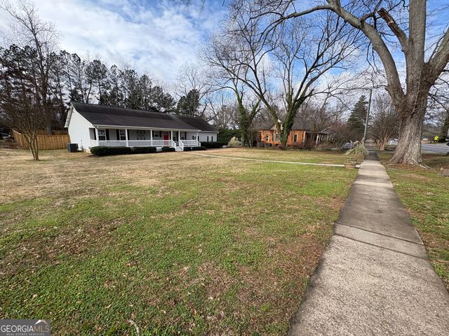 1975 Broad Street, Statham, GA 30666