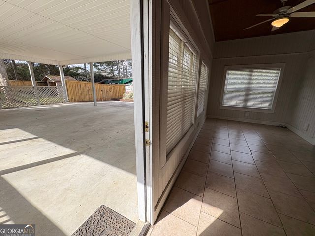 1975 Broad Street, Statham, GA 30666