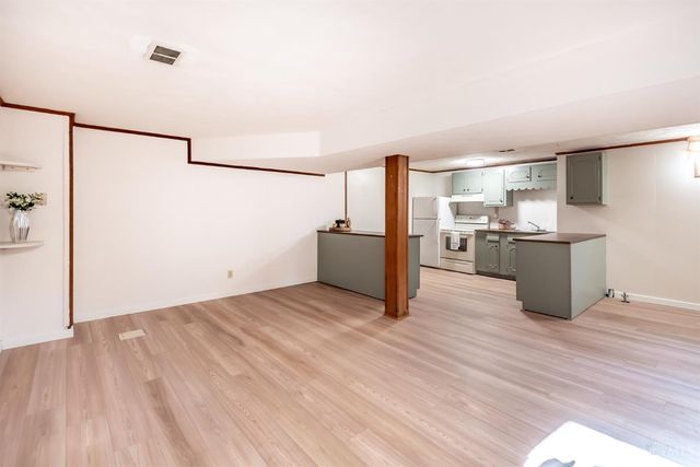 2174 Belloak Drive, Kettering, OH 45440