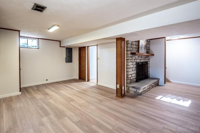 2174 Belloak Drive, Kettering, OH 45440