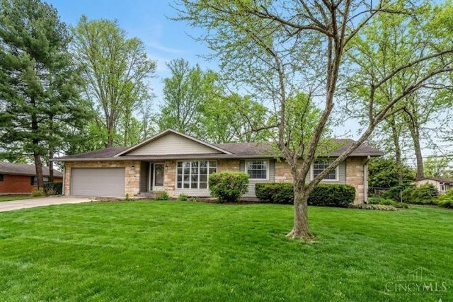 2174 Belloak Drive, Kettering, OH 45440
