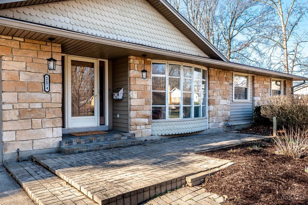 2174 Belloak Drive, Kettering, OH 45440