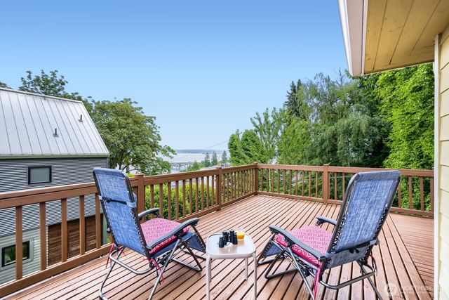 722 S 31st Avenue, Seattle, WA 98144