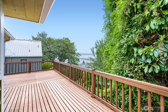 722 S 31st Avenue, Seattle, WA 98144