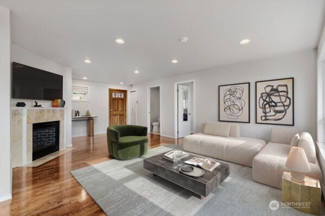 722 S 31st Avenue, Seattle, WA 98144