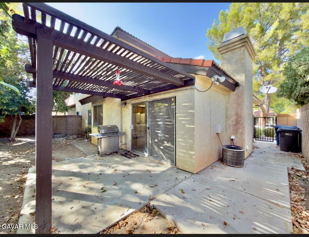 2856 Dartmouth Drive, Lancaster, CA 93536