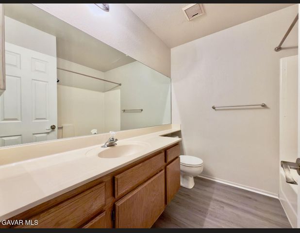 2856 Dartmouth Drive, Lancaster, CA 93536