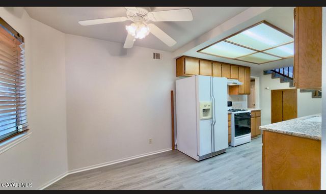 2856 Dartmouth Drive, Lancaster, CA 93536