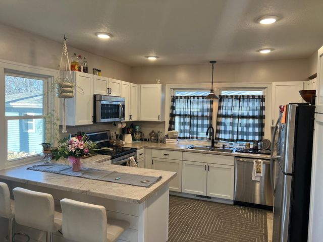 740 Ash Street NE, Hutchinson, MN 55350