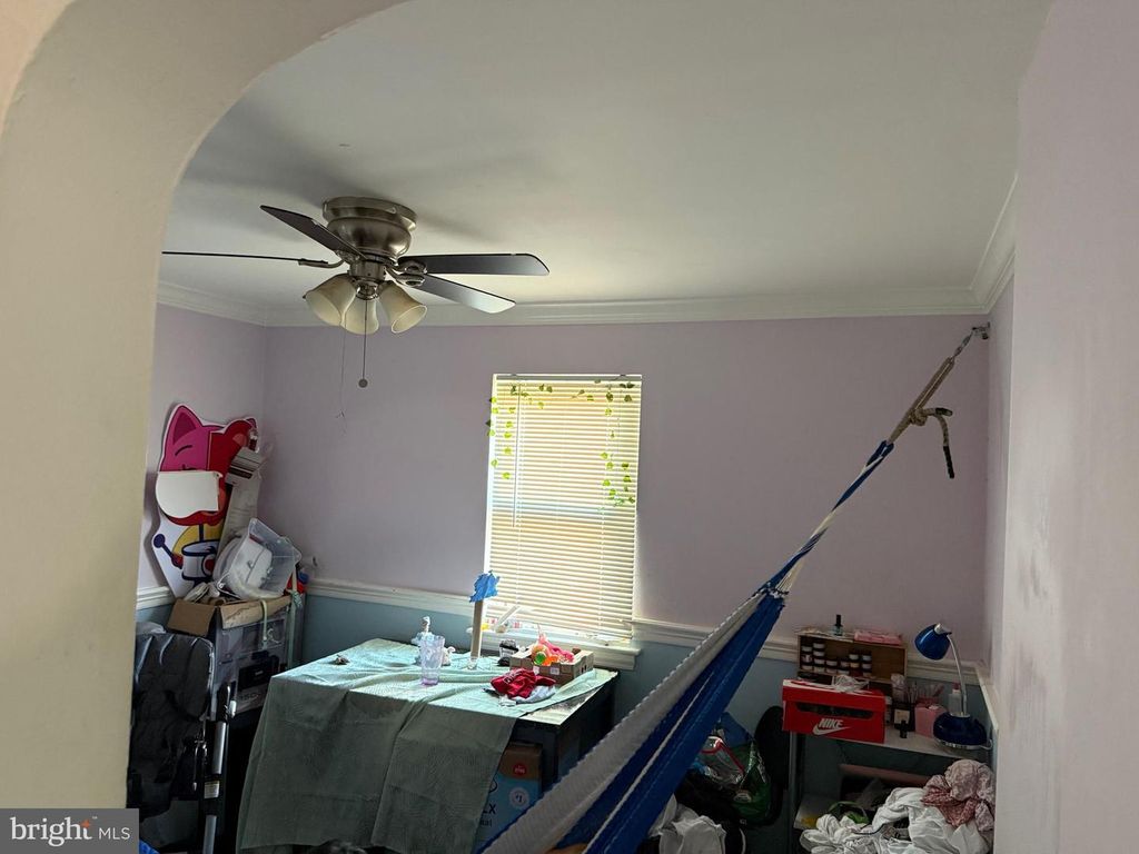6504 KNOLLBROOK DR, Hyattsville, MD 20783