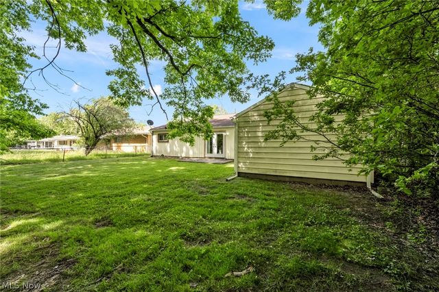 1863 Deerfield Avenue SW, Warren, OH 44485