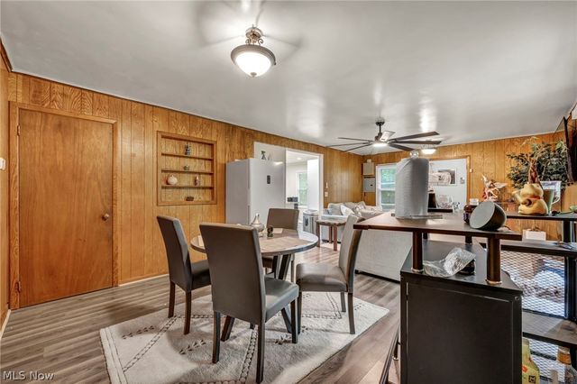 1863 Deerfield Avenue SW, Warren, OH 44485
